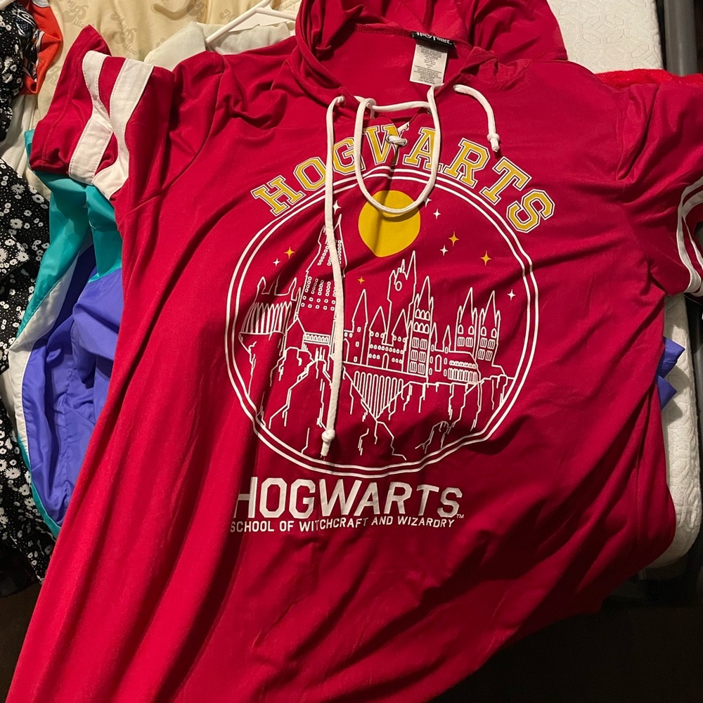 Harry Potter Hogwarts Tee